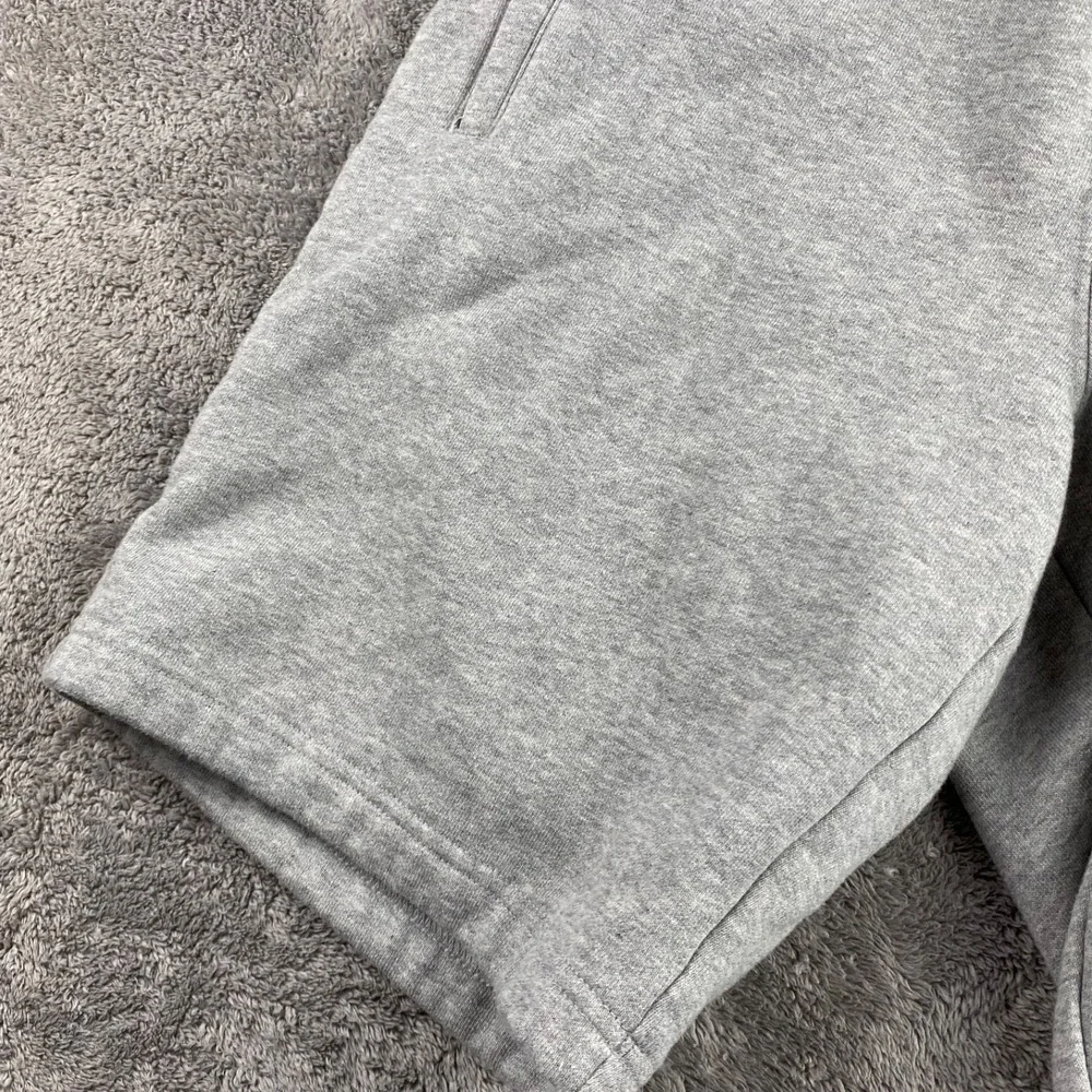 Adidas Originals Essential Trefoil Shorts Zip Pockets Mens Small Gray Fleece